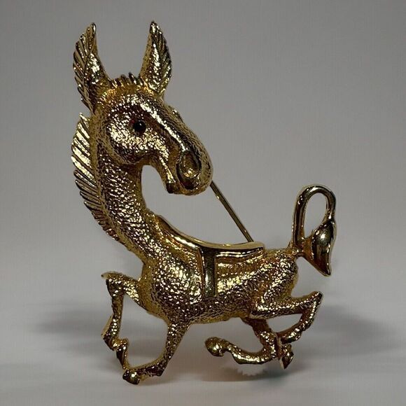 Vintage Figural Donkey/Burro/Mule gold-tone brooch W/ Garnet Eye Democrat - Picture 1 of 6